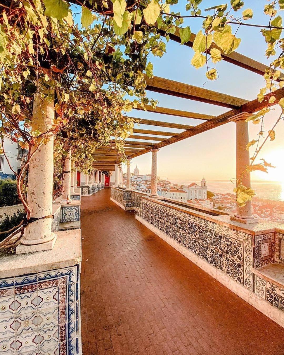 Alfama Historical Apartment 3 Bedroom Duplex Lisboa Eksteriør bilde